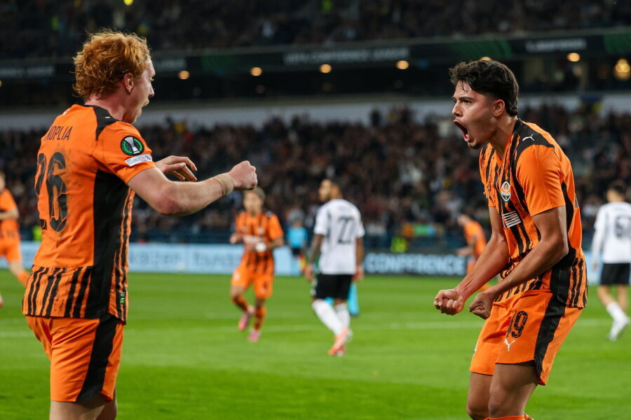 Shakhtar confidently reached the semi-finals of the Conference League.