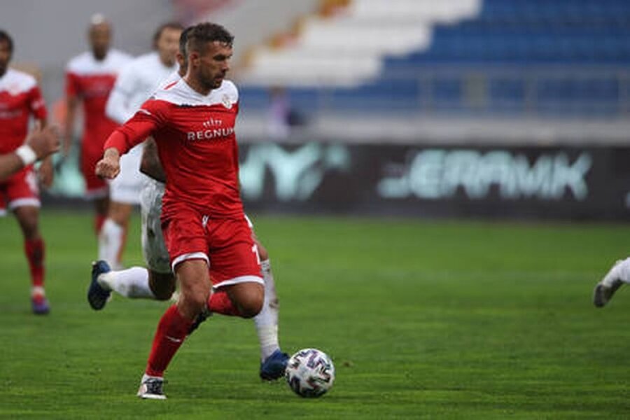 Dream Fulfillment: L. Podolski and Zabžo 'Gornik' Become Polish Cup Champions