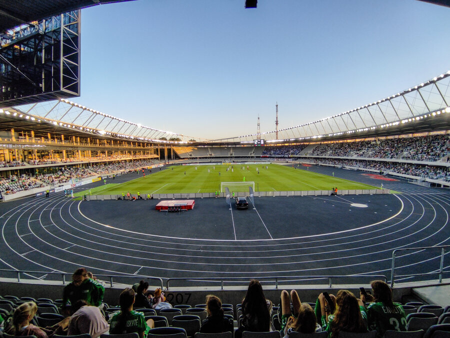 The radio host's challenge at Darius and Girėnas Stadium: is 50 EUR enough?