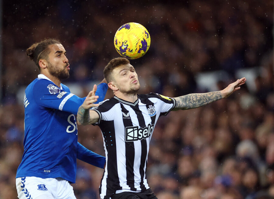 K. Trippier moves to Wolverhampton