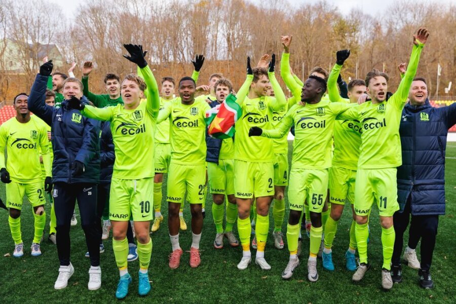 The 'Knights' face a tightening noose: the second team removed from the championship.