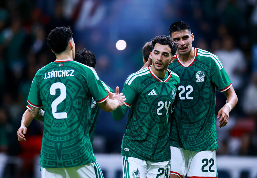 Friendly Matches: Mexicans Crush Serbians, Czechs Overcome Guatemala