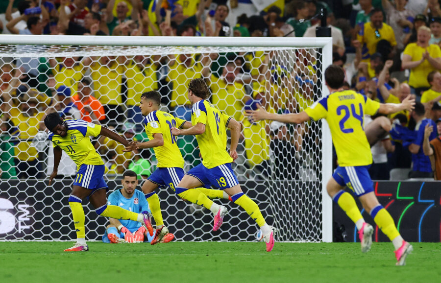 The Swedes drove through Tunisia