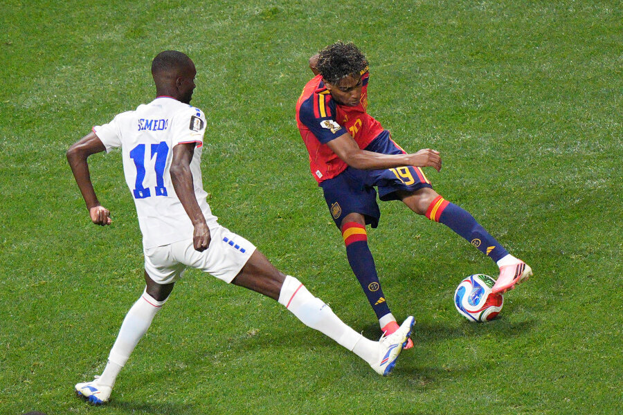 First championship surprise: Spain failed to find a way to break Green Mountain