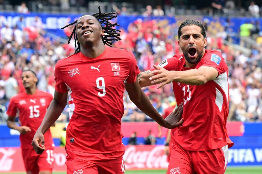 In the World Championship, the Swiss team crushed the Bosnians.