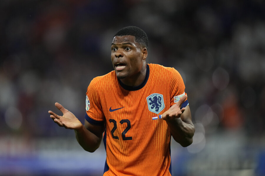 World Football Championship: Netherlands – Sweden (live match)