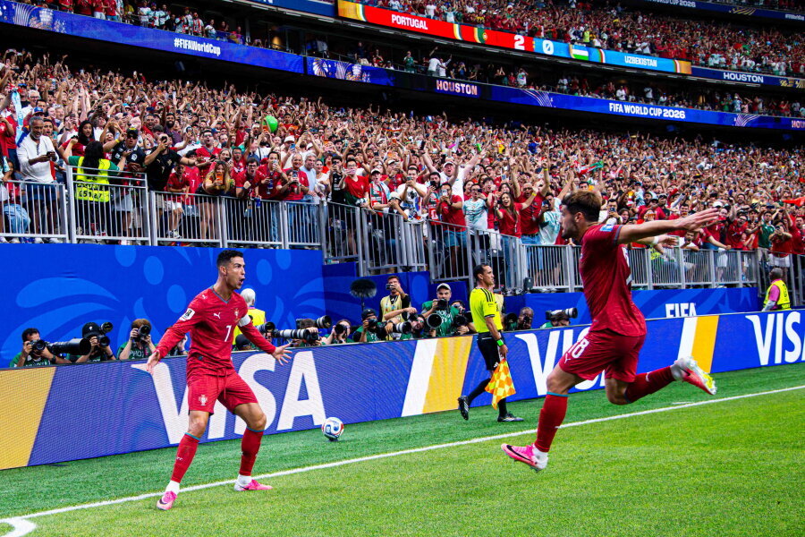 Records that C. Ronaldo set with his 'double'