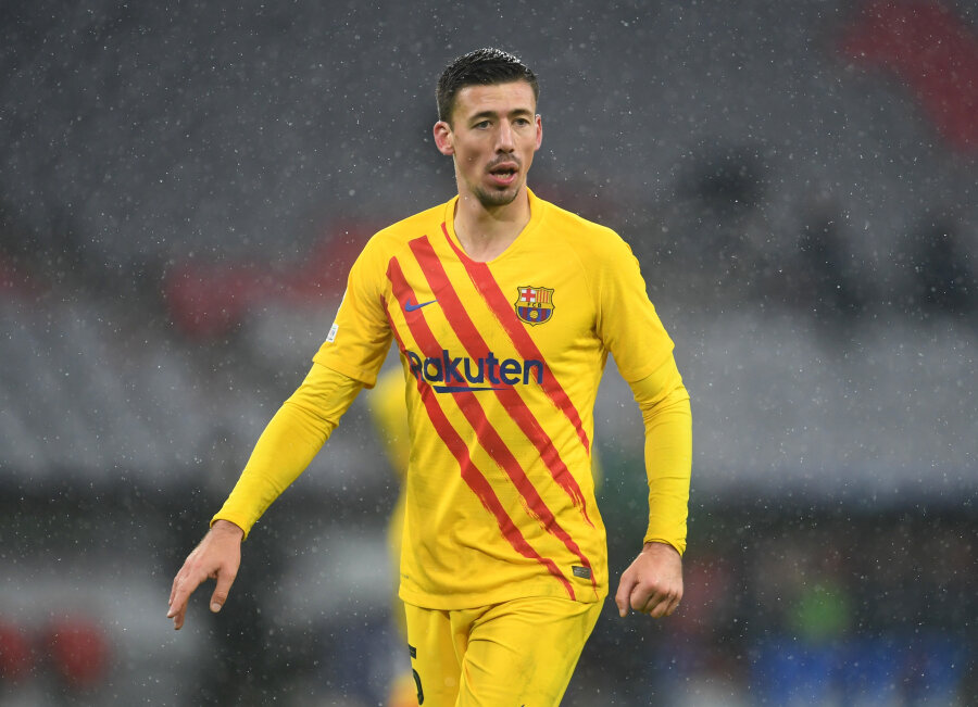 C. Lenglet completed the stage in Spain and will play for the Benfica team.