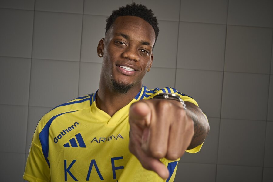 J. Duran, belonging to Al-Nassr, will continue his career in Lisbon.