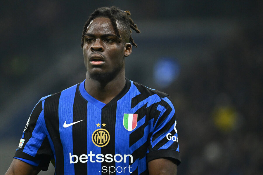 Y. Bisseck will remain in the "Inter" team for another five years.