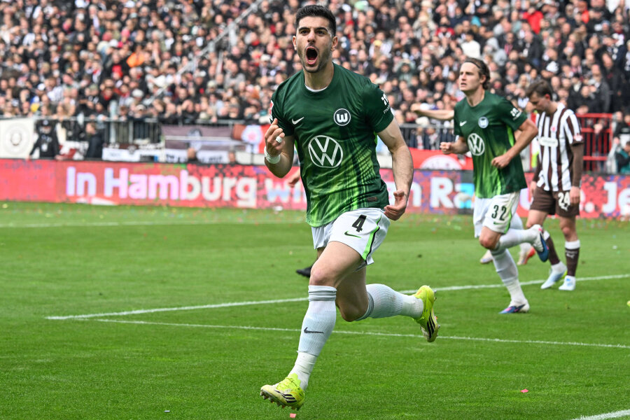Defender K. Koulierakis will join the Roma club