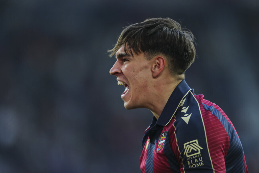Real agrees with Levante on the acquisition of a striker