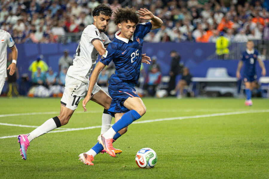 Valuable M. Akliouche moves to PSG