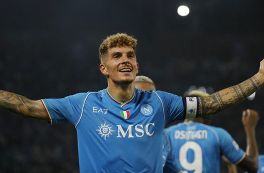 Captain G. Di Lorenzo continues to play for the Napoli team.