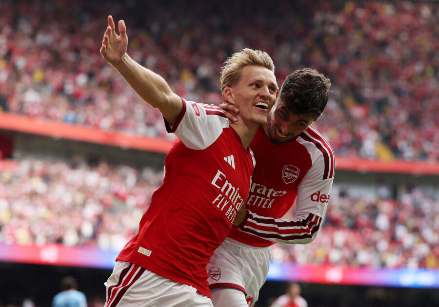 Arsenal midfielder M. Odegaard spoke about his tough last season.