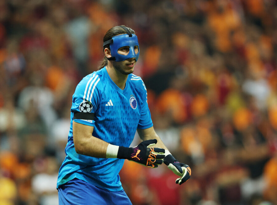 Juventus will be joined by a backup goalkeeper from Poland