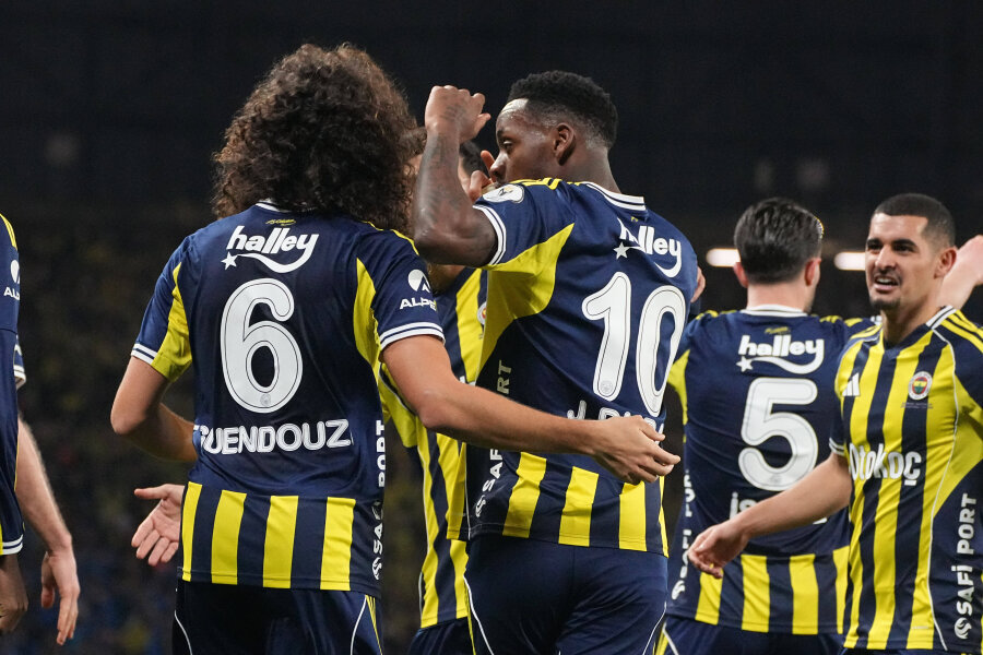 UEFA has launched an investigation into the behavior of Fenerbahçe stars