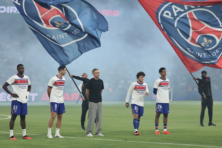 Before the home match – PSG performance: announced the signing of new contracts with 5 players and the coach.