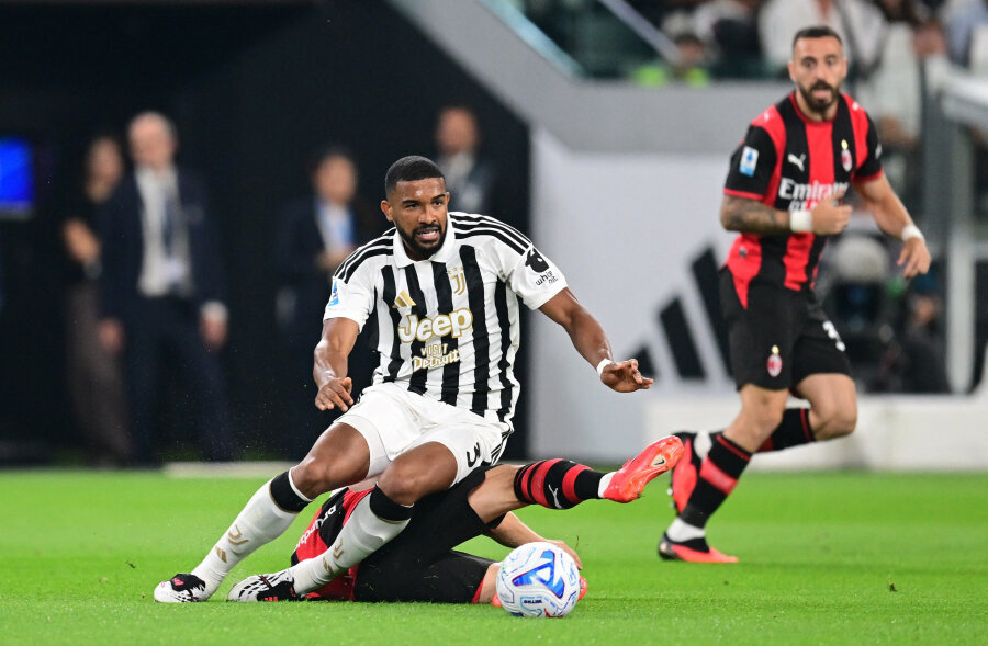 Juventus narrowly avoided defeat against Milan