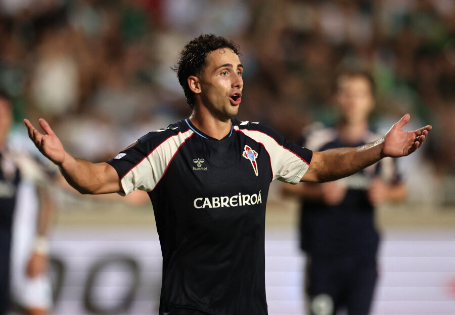 At the start of the Europa League – the 'Celtos' team halted