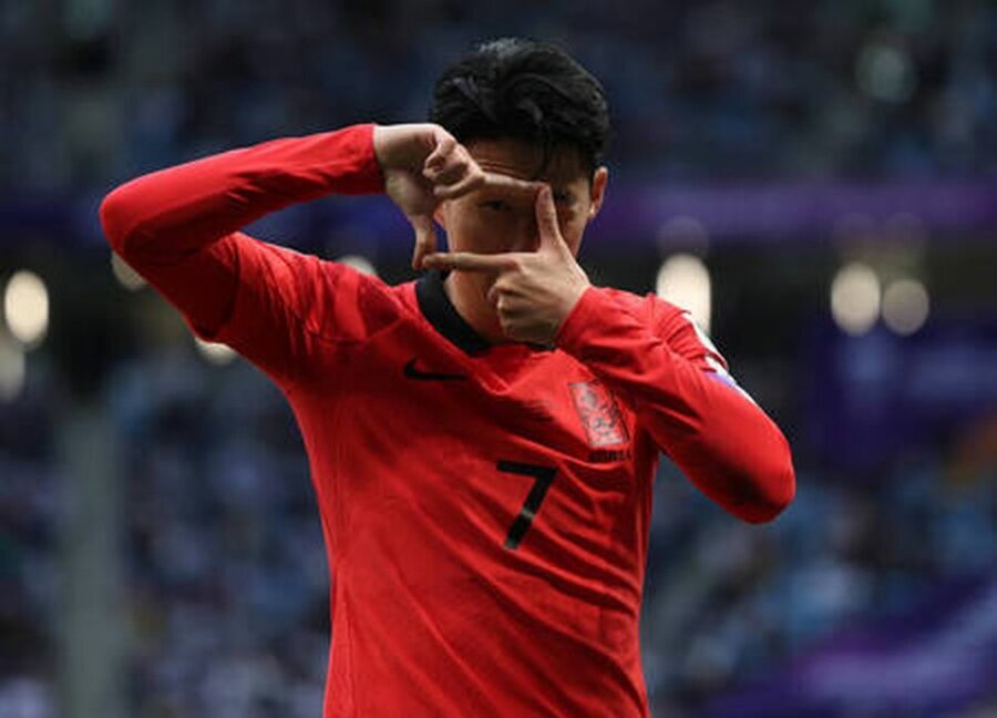H. Son became the most prolific player in the history of the South Korean national team.