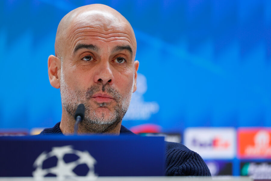 J. Guardiola stunned in the Man City match