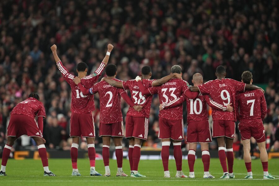 Liverpool knocked Chelsea out of the League Cup after a penalty shootout.